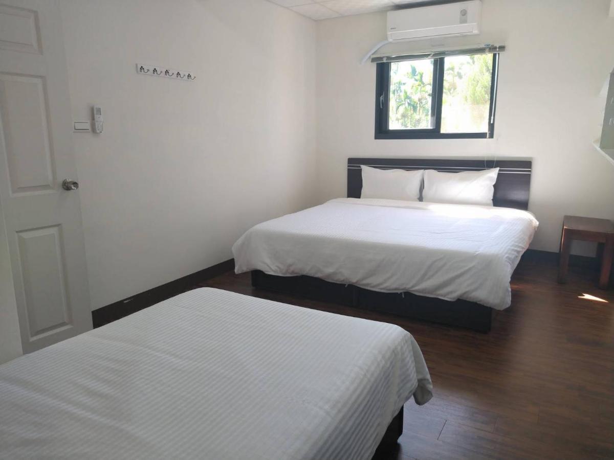 Sun Moon Lake Jinlongshan Bnb หยูฉี ภายนอก รูปภาพ