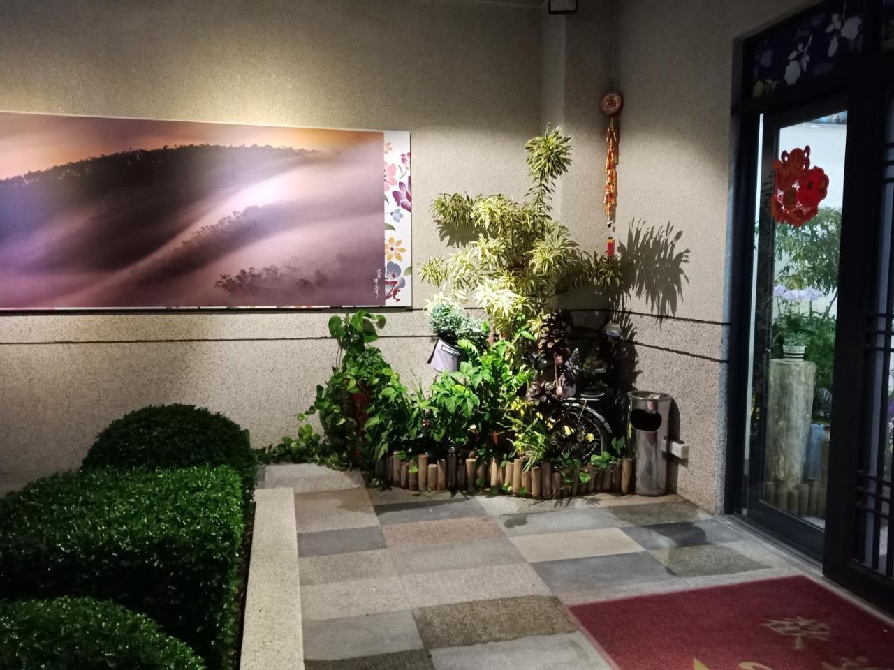 Sun Moon Lake Jinlongshan Bnb หยูฉี ภายนอก รูปภาพ